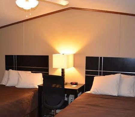 Dilley Lodge Екстер'єр фото